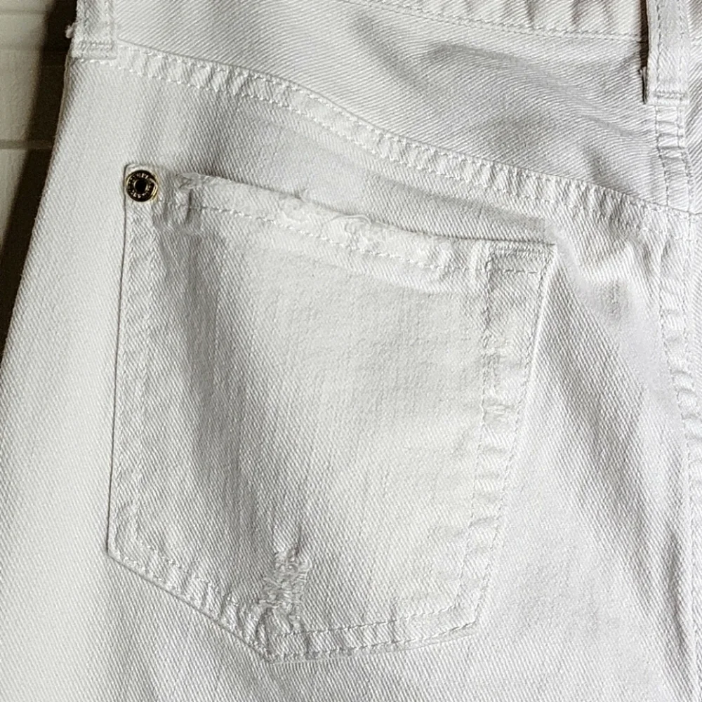 7 For All Mankind Natural Denim Cropped Ankle Distressed Jeans Size 24 - Picture 6 of 12